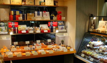 mise25 355x210 - DIYで焼き菓子コーナーをリニューアルしました