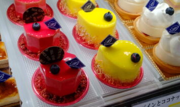 ru junowa 355x210 - 新しいケーキ達